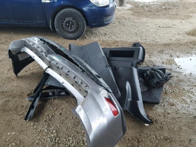 1C4NJCBA2FD104646 - 2015 JEEP COMPASS SP SILVER photo 9