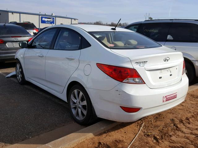 KMHCU4AE0CU096739 - 2012 HYUNDAI ACCENT GLS WHITE photo 3