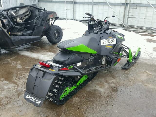 4UF15SNW2FT117870 - 2015 ARCTIC CAT ZR9000 GREEN photo 4