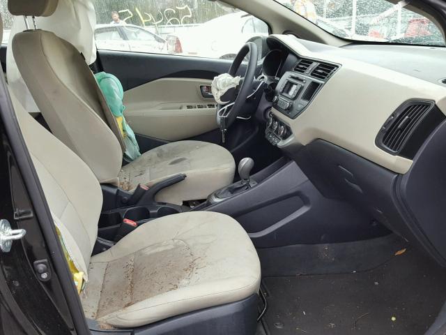 KNADM4A32D6277965 - 2013 KIA RIO LX Սև լուսանկար 5