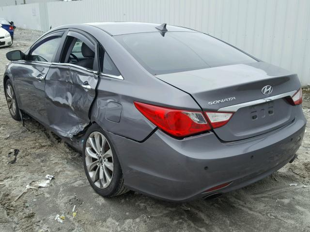 5NPEC4AC5BH137924 - 2011 HYUNDAI SONATA SE GRAY photo 3