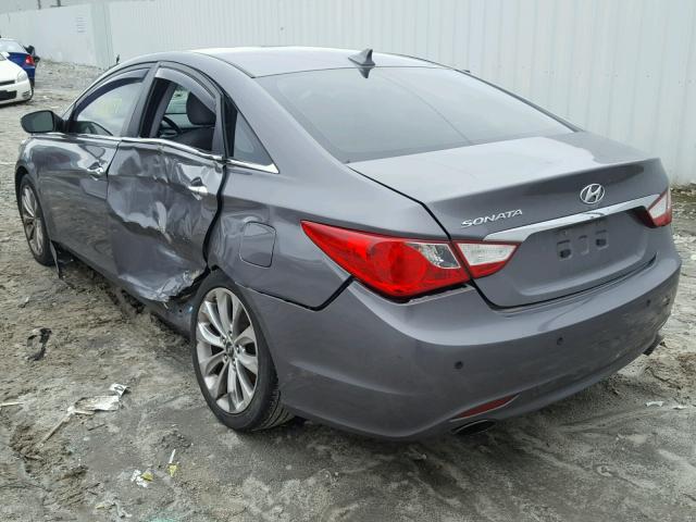 5NPEC4AC5BH137924 - 2011 HYUNDAI SONATA SE GRAY photo 9