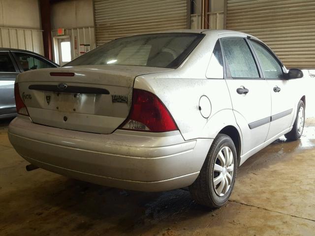 1FAFP33P82W216653 - 2002 FORD FOCUS LX SILVER photo 4