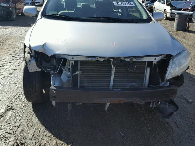 1NXBU4EE7AZ202901 - 2010 TOYOTA COROLLA BA SILVER photo 9