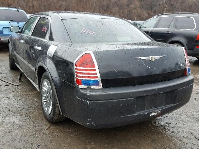 2C3JA43R65H675863 - 2005 CHRYSLER 300 BLACK photo 3