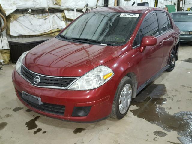 3N1BC1AP3AL406007 - 2010 NISSAN VERSA S RED photo 2