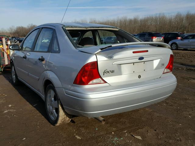 1FAFP38393W228740 - 2003 FORD FOCUS ZTS SILVER photo 3