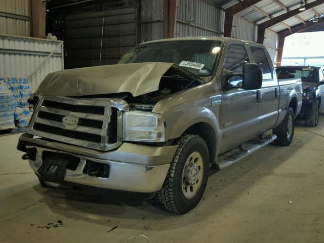 1FTSW20P15EB88473 - 2005 FORD F250 SUPER TAN photo 2