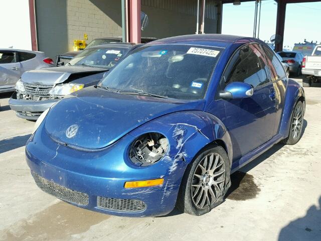 3VWPW31CX8M523958 - 2008 VOLKSWAGEN NEW BEETLE 蓝色 照片 2