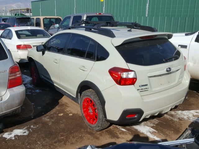 JF2GPABC5H9215163 - 2017 SUBARU CROSSTREK BEIGE photo 3