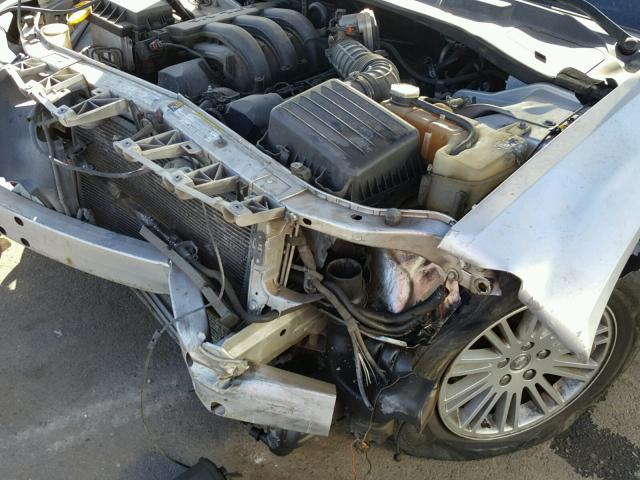 2D8FV47T77H668937 - 2007 DODGE MAGNUM SE SILVER photo 9