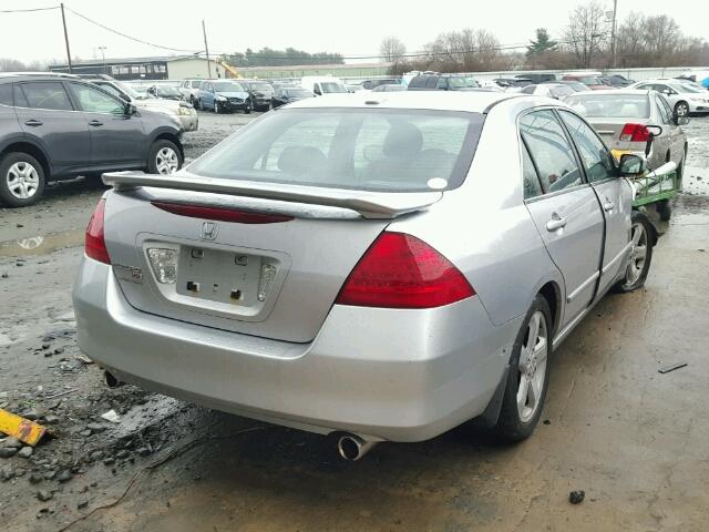 1HGCM65536A068967 - 2006 HONDA ACCORD EX SILVER photo 4