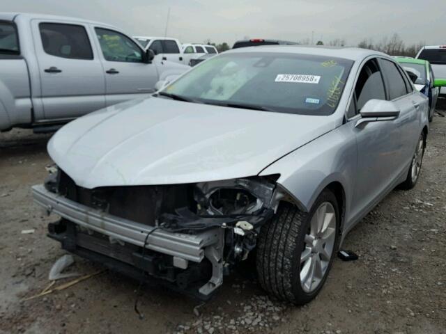 3LN6L2LU8GR625067 - 2016 LINCOLN MKZ HYBRID SILVER photo 2