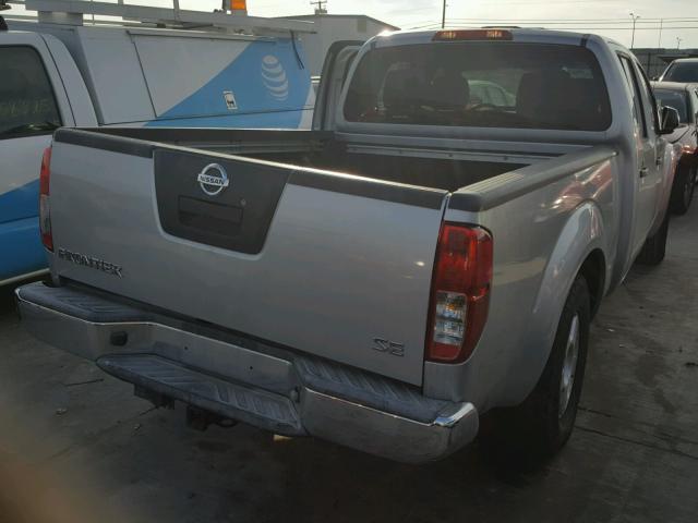 1N6AD09U97C425737 - 2007 NISSAN FRONTIER C SILVER photo 4