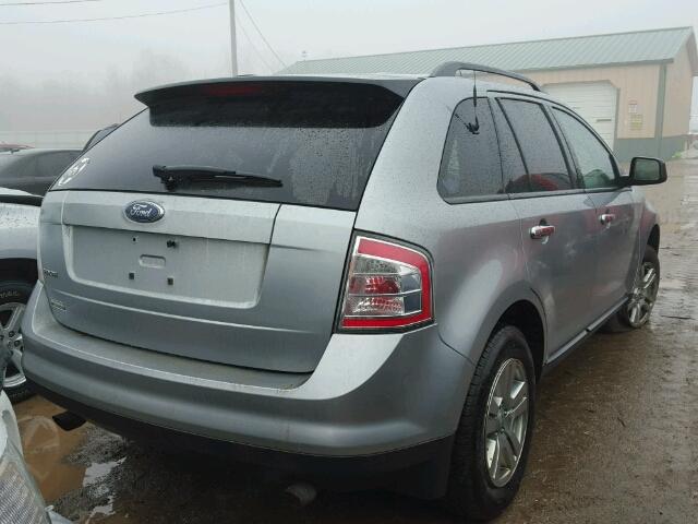 2FMDK36C07BA87885 - 2007 FORD EDGE SE SILVER photo 4