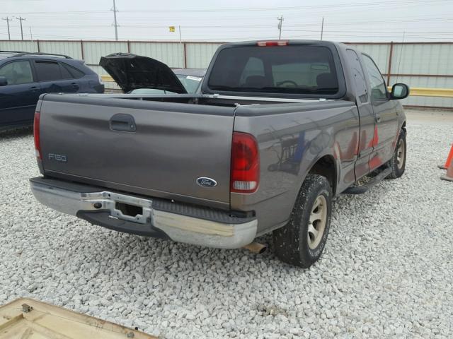 1FTRX17282KA60647 - 2002 FORD F150 CHARCOAL photo 4