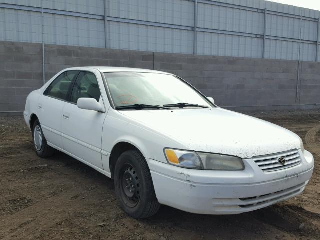 4T1BG22K9WU229403 - 1998 TOYOTA CAMRY CE WHITE photo 1