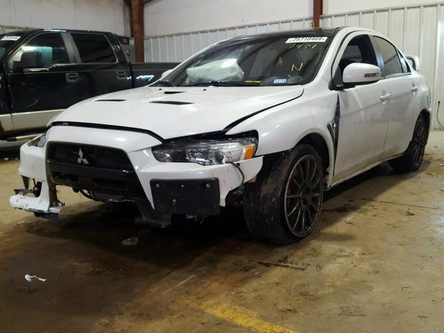 JA32W7FV7FU027439 - 2015 MITSUBISHI LANCER EVO WHITE photo 2