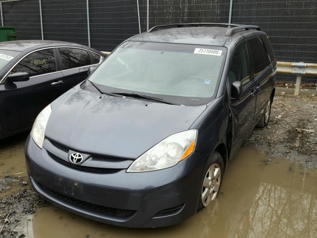 5TDZK23C38S148168 - 2008 TOYOTA SIENNA CE BLUE photo 2