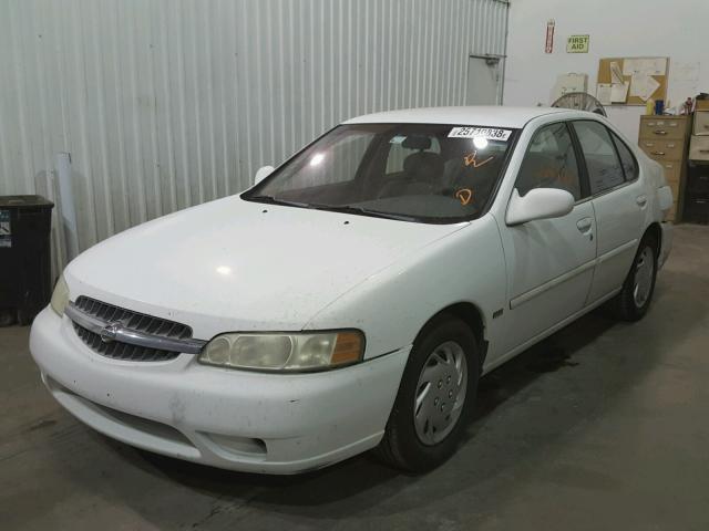 1N4DL01D41C193494 - 2001 NISSAN ALTIMA XE WHITE photo 2