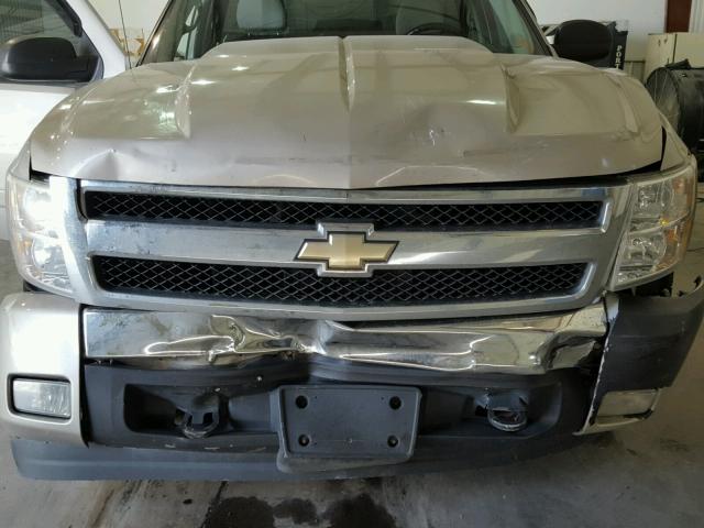 1GCEK14017Z540480 - 2007 CHEVROLET SILVERADO TAN photo 9