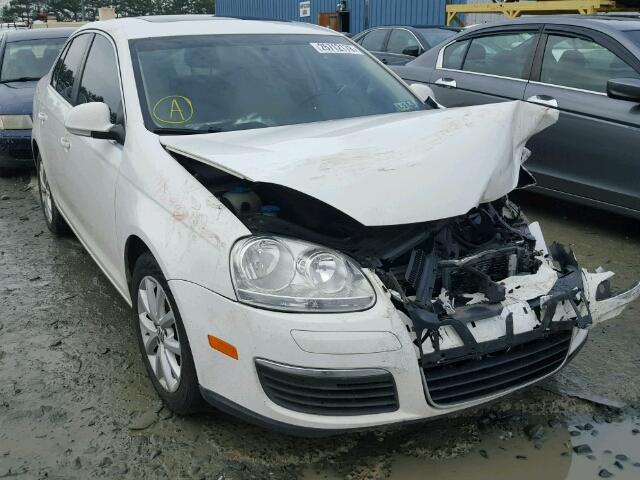 3VWRX7AJ6AM035141 - 2010 VOLKSWAGEN JETTA SE WHITE photo 1