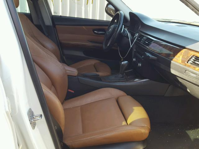 WBAPH5G51BNM76217 - 2011 BMW 328 I SULE WHITE photo 5