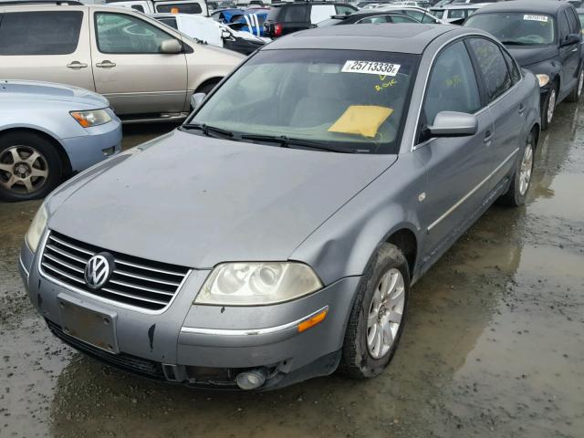 WVWPD63B72P248162 - 2002 VOLKSWAGEN PASSAT GLS GRAY photo 2