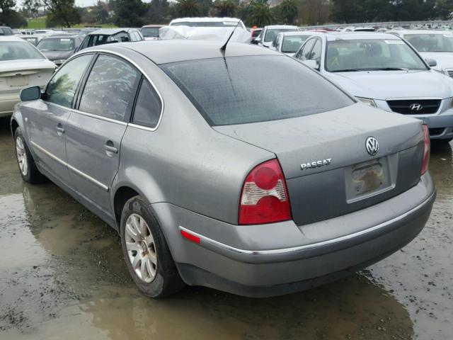 WVWPD63B72P248162 - 2002 VOLKSWAGEN PASSAT GLS GRAY photo 3