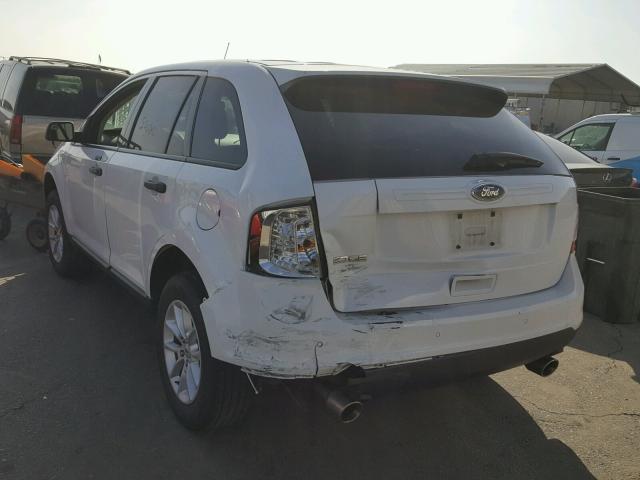 2FMDK3GC7EBA07526 - 2014 FORD EDGE SE WHITE photo 3