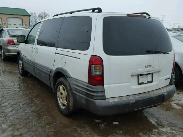 1GMDV23E45D149657 - 2005 PONTIAC MONTANA WHITE photo 3