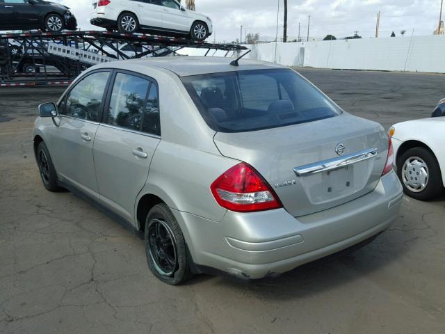 3N1BC11E08L434114 - 2008 NISSAN VERSA S GOLD photo 3