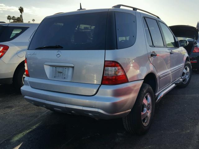 4JGAB57E83A436103 - 2003 MERCEDES-BENZ ML 350 SILVER photo 4