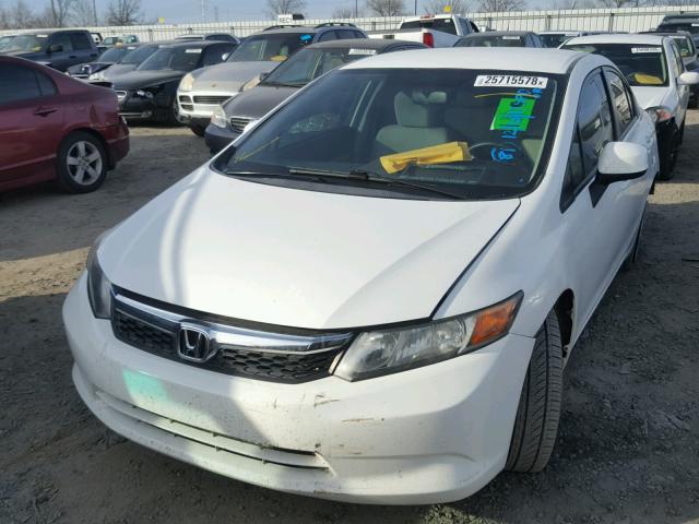 19XFB2E5XCE060643 - 2012 HONDA CIVIC LX WHITE photo 2