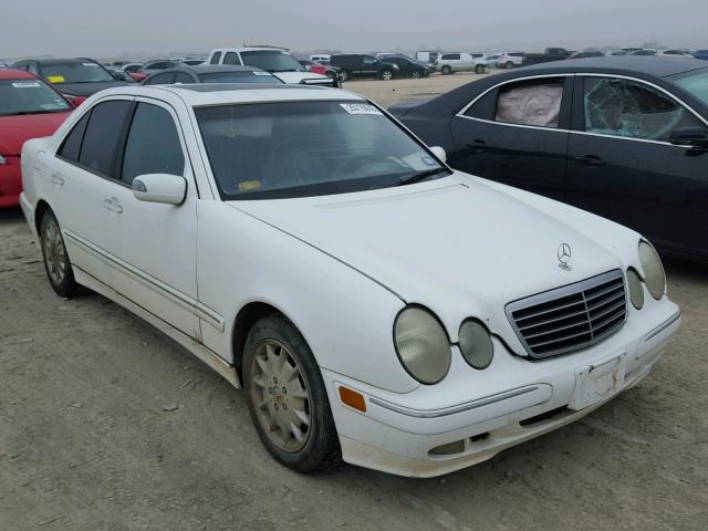 WDBJF65J0YB007584 - 2000 MERCEDES-BENZ E 320 WHITE photo 1