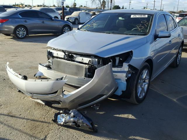 1G11C5SLXFF210118 - 2015 CHEVROLET MALIBU 1LT 银色 照片 2