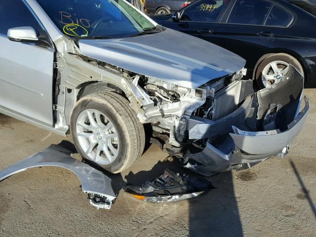 1G11C5SLXFF210118 - 2015 CHEVROLET MALIBU 1LT 银色 照片 9