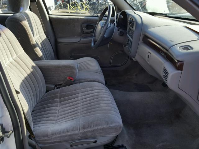 2G1WL52M9X1107392 - 1999 CHEVROLET LUMINA BAS თეთრი ფოტო 5