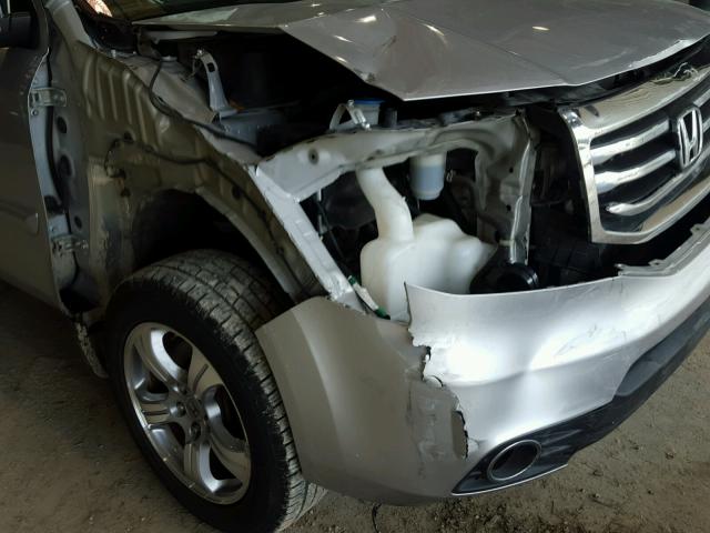 5FNYF3H54CB004755 - 2012 HONDA PILOT EXL SILVER photo 9