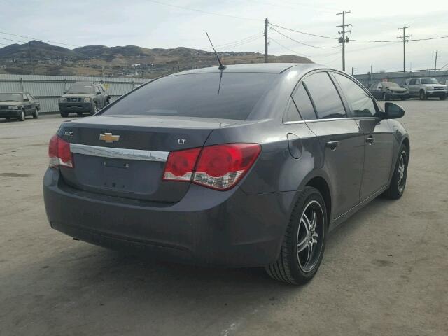 1G1PE5S97B7203866 - 2011 CHEVROLET CRUZE LT CHARCOAL photo 4