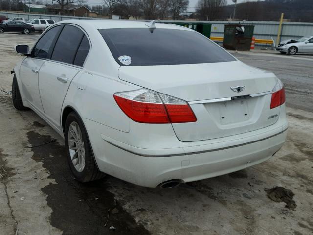 KMHGC4DE1AU097475 - 2010 HYUNDAI GENESIS 3. WHITE photo 3