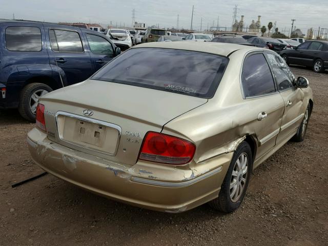 KMHWF35H42A645543 - 2002 HYUNDAI SONATA GLS GOLD photo 4