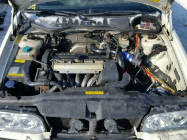 YV1LS5727V1380011 - 1997 VOLVO 850 T5 WHITE photo 7