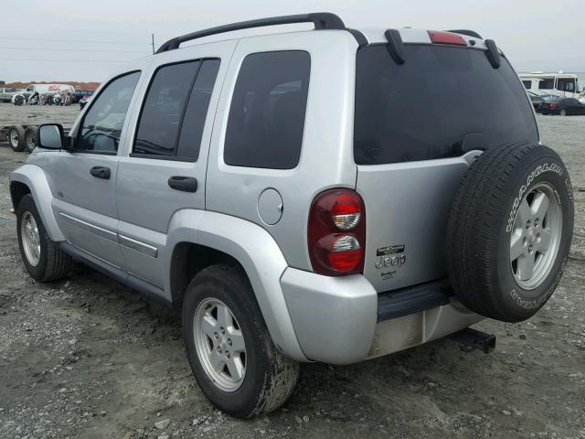 1J8GK48K76W215492 - 2006 JEEP LIBERTY SP SILVER photo 3