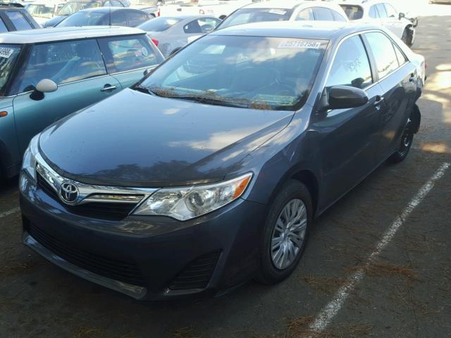 4T4BF1FK6DR295059 - 2013 TOYOTA CAMRY L GRAY photo 2