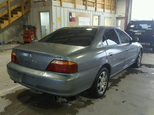 19UUA5663YA049322 - 2000 ACURA 3.2TL SILVER photo 4