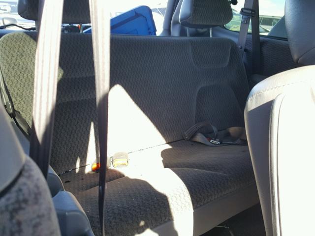 2C4GJ44R9YR833096 - 2000 CHRYSLER GRAND VOYA Gümüş foto 9