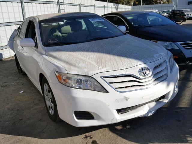 4T1BF3EK5AU552182 - 2010 TOYOTA CAMRY BASE WHITE photo 1