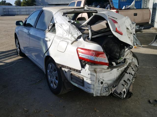 4T1BF3EK5AU552182 - 2010 TOYOTA CAMRY BASE WHITE photo 3