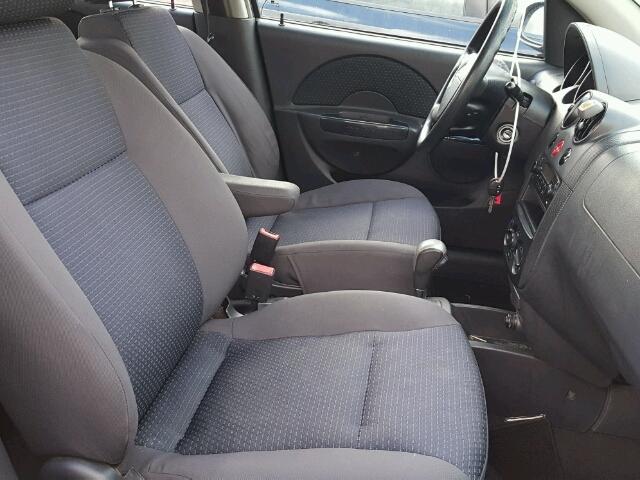 KL1TD66647B781546 - 2007 CHEVROLET AVEO BASE Szary zdjęcie 5